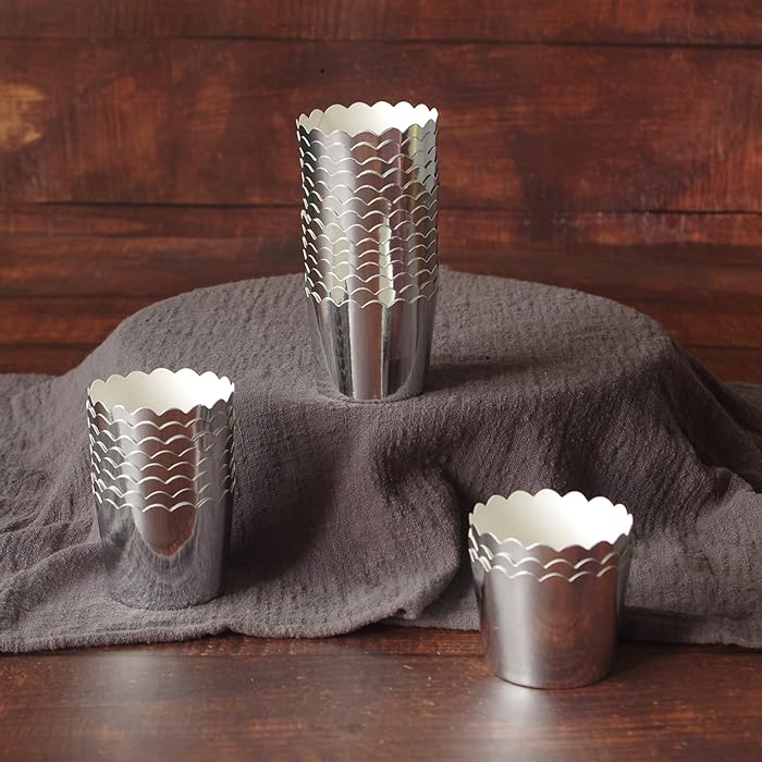 Flower Edge Muffin Cup - Silver(Pack of 25) Small